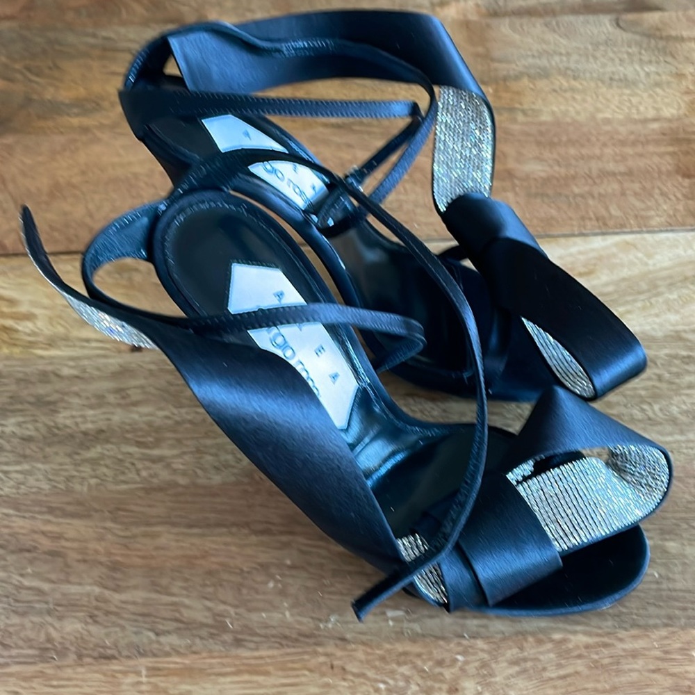 Area Sandal